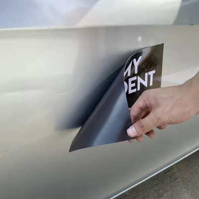 Niestandardowa naklejka magnetyczna do samochodów NFC Wodoszczelna druk UV